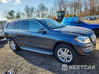 Czwarte zdjęcie samochodu z boku: 2016 MERCEDES-BENZ GL 350 BLUETEC VIN:4JGDF2EE0GA687996 - miniatura