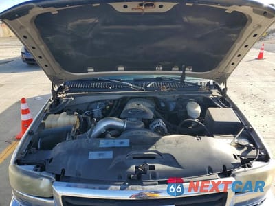 Zdjęcie 11 z 11 samochodu: 2004 GMC NEW SIERRA VIN:1GTEC14T24Z207403 - miniatura