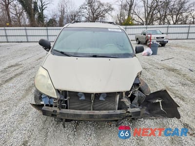 Piąte zdjęcie samochodu w środku: 2006 TOYOTA SIENNA CE VIN:5TDZA23C86S397274 - miniatura