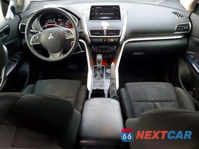 Zdjęcie 8 z 13 samochodu: 2019 MITSUBISHI ECLIPSE CROSS LE VIN:JA4AT4AA3KZ003672 - miniatura