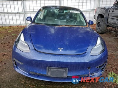 Piąte zdjęcie samochodu w środku: 2022 TESLA MODEL 3 VIN:5YJ3E1EA7NF369887 - miniatura