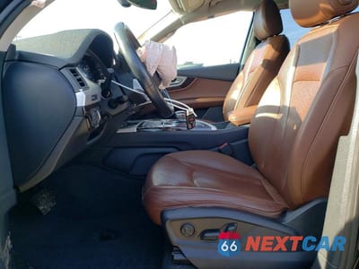 Zdjęcie 7 z 13 samochodu: 2018 AUDI Q7 VIN:WA1LHAF75JD010849 - miniatura