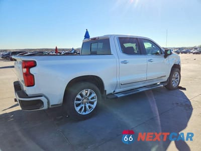 Trzecie zdjęcie samochodu z tyłu: 2022 CHEVROLET SILVERADO K1500 HIGH COUNTRY VIN:1GCUDJEL7NZ549308 - miniatura