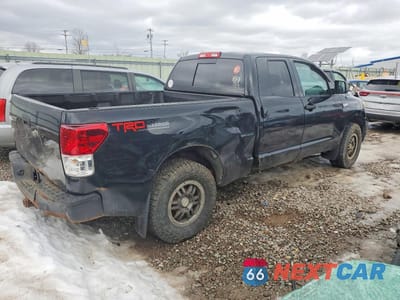 Trzecie zdjęcie samochodu z tyłu: 2011 TOYOTA TUNDRA DOUBLE CAB SR5 VIN:5TFUY5F16BX201838 - miniatura