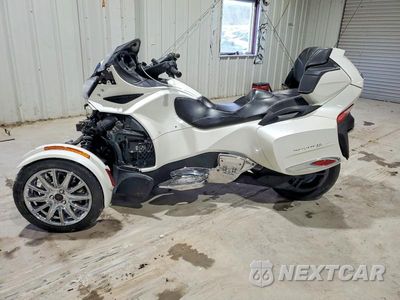 Trzecie zdjęcie samochodu z tyłu: 2014 CAN-AM SPYDER ROADSTER RT VIN:2BXNBDD15EV004222 - miniatura