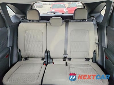 Zdjęcie 10 z 12 samochodu: 2022 FORD ESCAPE SE VIN:1FMCU9G64NUA72590 - miniatura