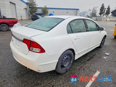 Trzecie zdjęcie samochodu z tyłu: 2009 HONDA CIVIC LX VIN:2HGFA16579H329384 - miniatura