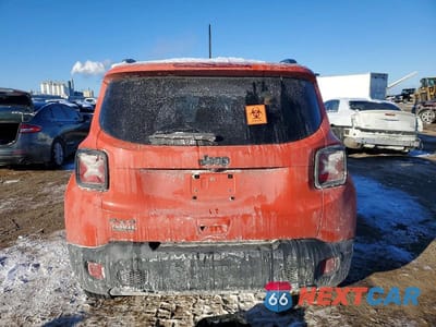 Zdjęcie 6 z 12 samochodu: 2018 JEEP RENEGADE SPORT VIN:ZACCJBAB4JPJ07230 - miniatura