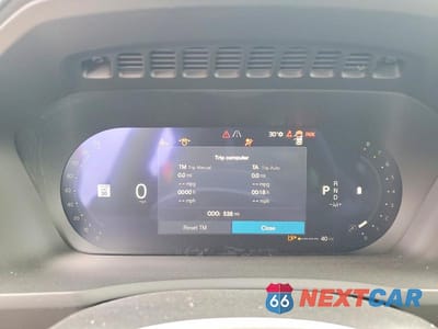 Zdjęcie 9 z 13 samochodu: 2026 VOLVO XC90 CORE VIN:YV4062PJXT1474039 - miniatura