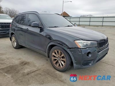 Czwarte zdjęcie samochodu z boku: 2015 BMW X3 XDRIVE28I VIN:5UXWX9C58F0D61794 - miniatura