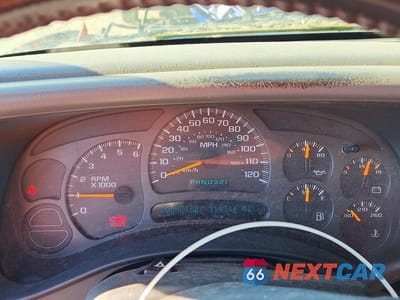 Zdjęcie 9 z 13 samochodu: 2004 CHEVROLET SUBURBAN C1500 VIN:3GNEC16Z44G118912 - miniatura
