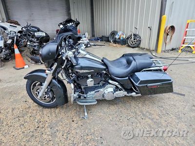 Trzecie zdjęcie samochodu z tyłu: 2008 HARLEY-DAVIDSON FLHX VIN:1HD1KB4158Y657918 - miniatura