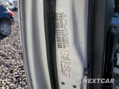 Zdjęcie 12 z 12 samochodu: 2014 RAM 5500 VIN:3C7WRMBL1EG188726 - miniatura