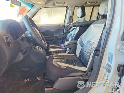 Zdjęcie 7 z 12 samochodu: 2016 JEEP PATRIOT SPORT VIN:1C4NJRBBXGD780680 - miniatura