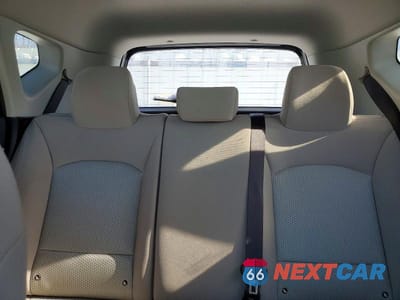 Zdjęcie 10 z 12 samochodu: 2024 KIA SOUL LX VIN:KNDJ23AU6R7229935 - miniatura