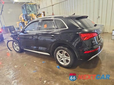 Drugie zdjęcie samochodu z przodu: 2019 AUDI Q5 PREMIUM VIN:WA1ANAFY8K2138685 - miniatura