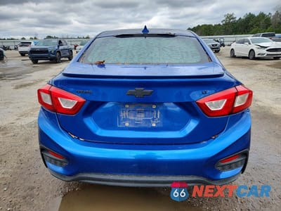 Zdjęcie 6 z 12 samochodu: 2018 CHEVROLET CRUZE LT VIN:1G1BE5SM2J7126580 - miniatura