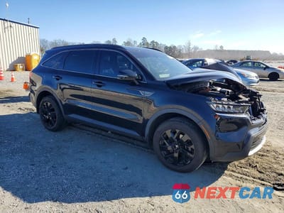 Czwarte zdjęcie samochodu z boku: 2021 KIA SORENTO S VIN:5XYRLDLCXMG055406 - miniatura