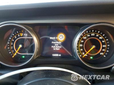 Zdjęcie 9 z 12 samochodu: 2018 JEEP WRANGLER UNLIMITED SPORT VIN:1C4HJXDG8JW113855 - miniatura