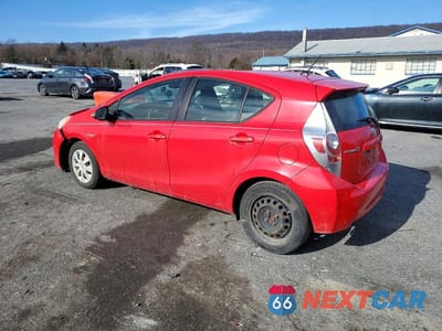 Drugie zdjęcie samochodu z przodu: 2012 TOYOTA PRIUS C VIN:JTDKDTB36C1523298 - miniatura