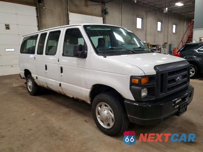 Czwarte zdjęcie samochodu z boku: 2010 FORD ECONOLINE E350 SUPER DUTY WAGON VIN:1FBNE3BL1ADA83338 - miniatura