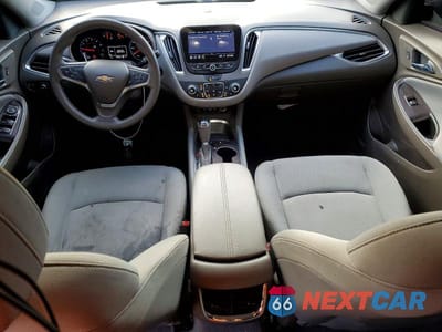 Zdjęcie 8 z 13 samochodu: 2020 CHEVROLET MALIBU LT VIN:1G1ZD5ST3LF103326 - miniatura