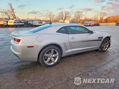 Trzecie zdjęcie samochodu z tyłu: 2010 CHEVROLET CAMARO LT VIN:2G1FC1EV4A9126485 - miniatura