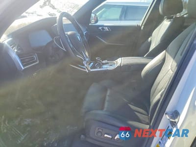 Zdjęcie 7 z 14 samochodu: 2019 BMW X5 XDRIVE40I VIN:5UXCR6C55KLL12697 - miniatura