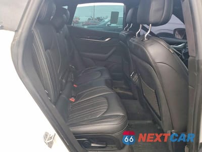 Zdjęcie 11 z 13 samochodu: 2019 MASERATI LEVANTE VIN:ZN661XUA7KX318693 - miniatura