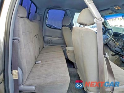 Zdjęcie 10 z 11 samochodu: 2002 TOYOTA TUNDRA SR5 V8 VIN:5TBBT44132S249296 - miniatura