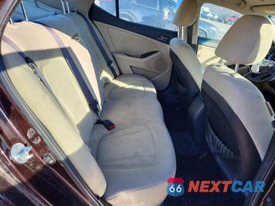 Zdjęcie 10 z 12 samochodu: 2011 KIA OPTIMA VIN:KNAGM4A78B5161379 - miniatura