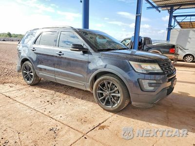 Czwarte zdjęcie samochodu z boku: 2017 FORD EXPLORER XLT VIN:1FM5K7D82HGB22009 - miniatura