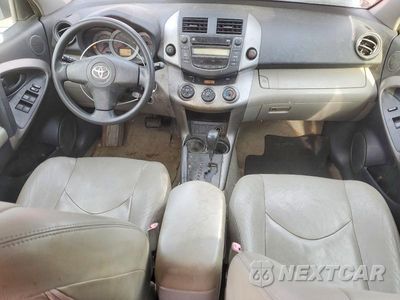 Zdjęcie 8 z 12 samochodu: 2008 TOYOTA RAV4 VIN:JTMBD33V986073656 - miniatura