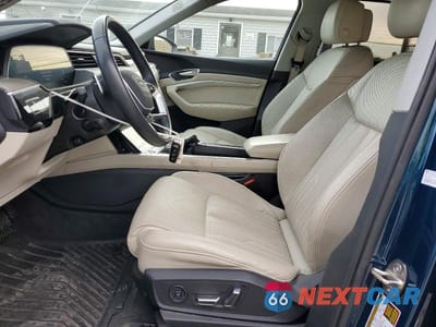 Zdjęcie 7 z 11 samochodu: 2021 AUDI E-TRON PRESTIGE VIN:WA1VAAGE9MB017152 - miniatura