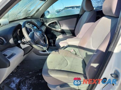 Zdjęcie 7 z 13 samochodu: 2006 TOYOTA RAV4 BASE VIN:JTMZD33V265008889 - miniatura