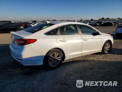 Trzecie zdjęcie samochodu z tyłu: 2016 HYUNDAI SONATA SE VIN:5NPE24AFXGH279593 - miniatura