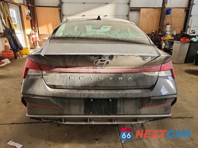 Zdjęcie 6 z 12 samochodu: 2025 HYUNDAI ELANTRA PREFERRED 4D VIN:KMHLM4DG9SU905845 - miniatura