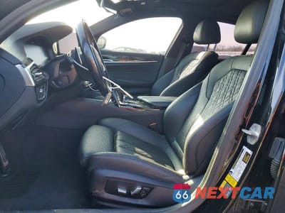 Zdjęcie 7 z 12 samochodu: 2023 BMW 530E VIN:WBA13AG01PCM05474 - miniatura