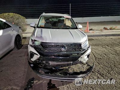 Piąte zdjęcie samochodu w środku: 2022 VOLKSWAGEN TAOS SE VIN:3VVRX7B28NM009934 - miniatura