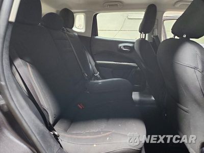 Zdjęcie 11 z 12 samochodu: 2018 JEEP COMPASS SPORT VIN:3C4NJDAB2JT492352 - miniatura
