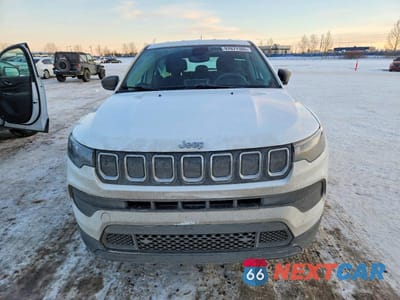 Piąte zdjęcie samochodu w środku: 2022 JEEP COMPASS SPORT VIN:3C4NJDAB4NT106858 - miniatura