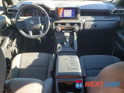 Zdjęcie 8 z 12 samochodu: 2024 TOYOTA TACOMA DOUBLE CAB VIN:3TYKD5HN3RT011728 - miniatura