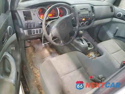 Zdjęcie 8 z 12 samochodu: 2009 TOYOTA TACOMA VIN:5TENX22N19Z594200 - miniatura