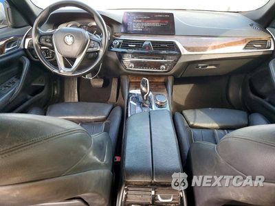 Zdjęcie 8 z 12 samochodu: 2017 BMW 530 XI VIN:WBAJA7C38HG903741 - miniatura