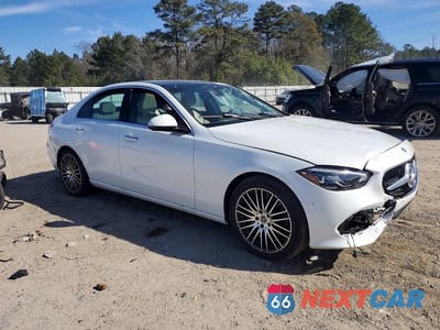 Czwarte zdjęcie samochodu z boku: 2026 MERCEDES-BENZ C 300 VIN:W1KAF4GB1TR302534 - miniatura