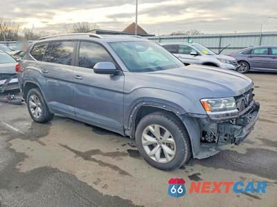 Czwarte zdjęcie samochodu z boku: 2019 VOLKSWAGEN ATLAS SE VIN:1V2DR2CA4KC607025 - miniatura