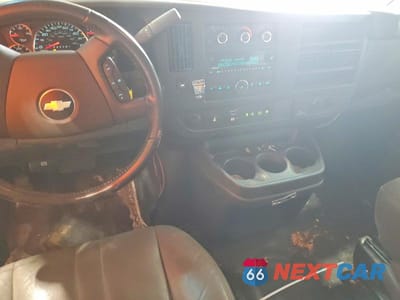 Zdjęcie 8 z 12 samochodu: 2023 CHEVROLET EXPRESS G3500 VIN:1GCZGHFP4P1185597 - miniatura