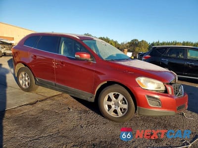 Czwarte zdjęcie samochodu z boku: 2011 VOLVO XC60 3.2 VIN:YV4952DL0B2200826 - miniatura