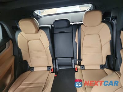 Zdjęcie 10 z 13 samochodu: 2026 PORSCHE CAYENNE S COUPE VIN:WP1BL2AY9TDA50178 - miniatura