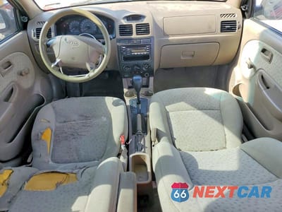Zdjęcie 8 z 12 samochodu: 2003 KIA RIO VIN:KNADC125236242813 - miniatura